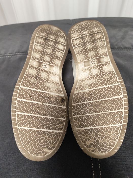 Pantofi casual albi , marimea 44