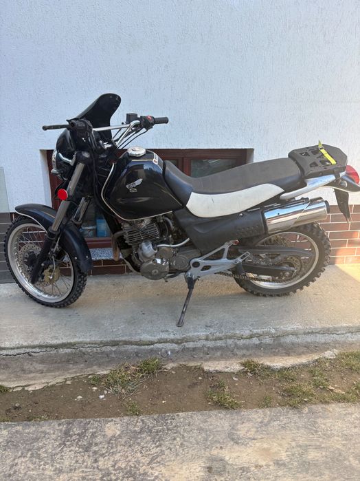 Dau doar la schimb cu gip 4x4 pentru detalii sunați la nr