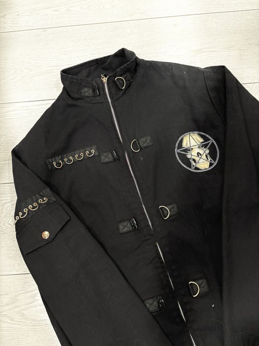 Метал яке Spiral, черно