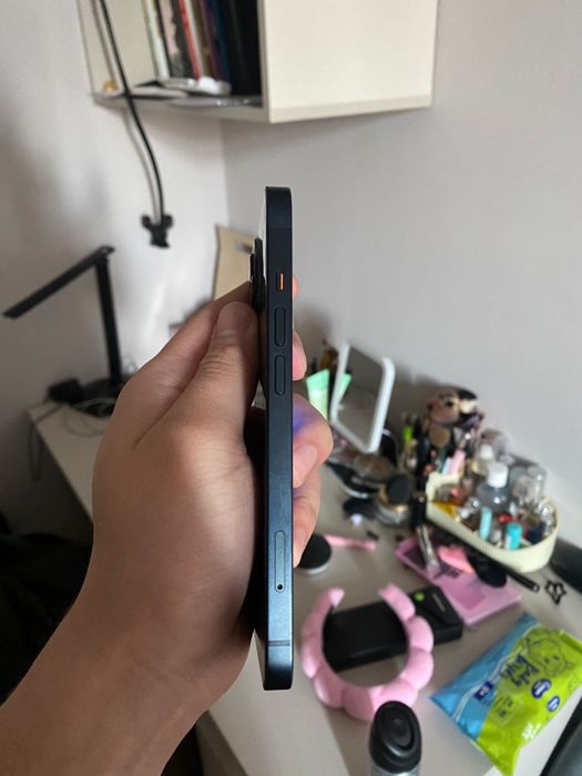 Айфон 13 в отличном состоянии