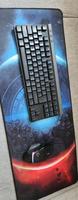 Клавиатура и мишка Logitech g515 и 502x Геймърски