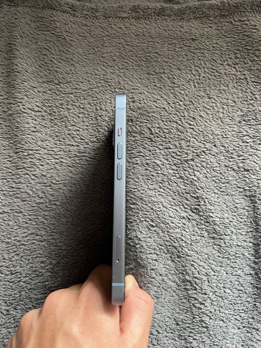 Iphone 14  blue