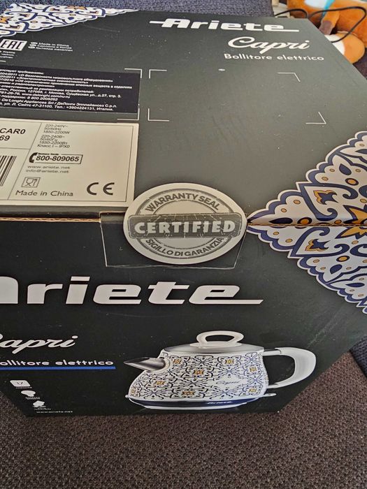 Нова електрическа кана Ariete Capri