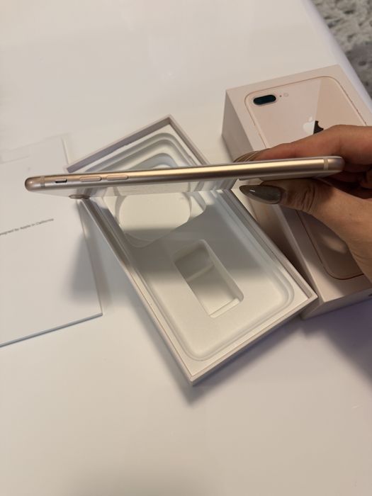 iPhone 8 Plus, Gold Rose, 64GB