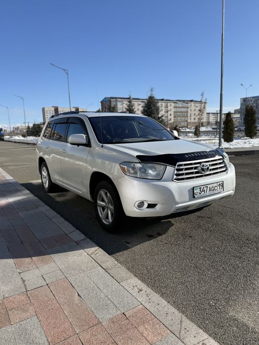 продам тойота хайландер или обмен