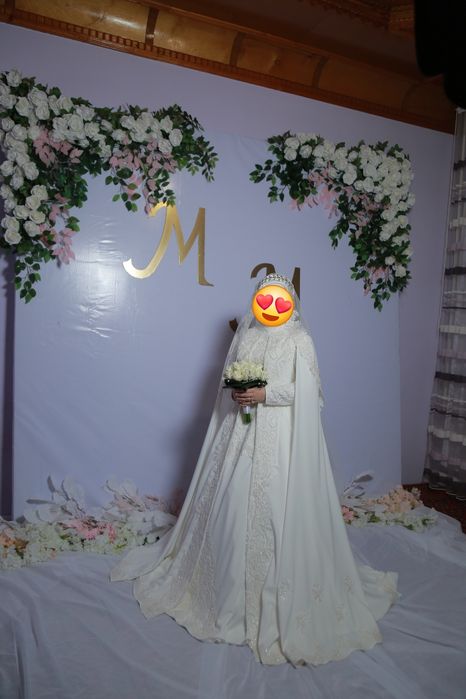 Hijobli qizlar uchun kelin koʻylak