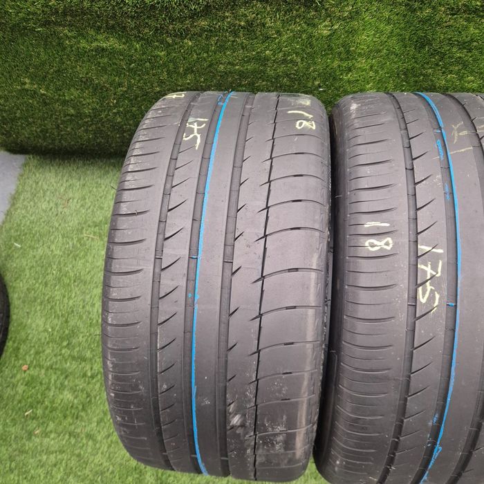 265 40 18 Michelin