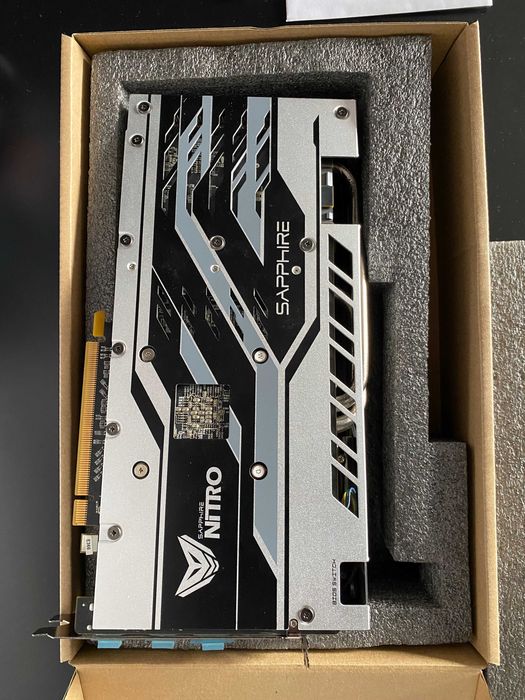 Sapphire Nitro + Radeon RX570 8GB