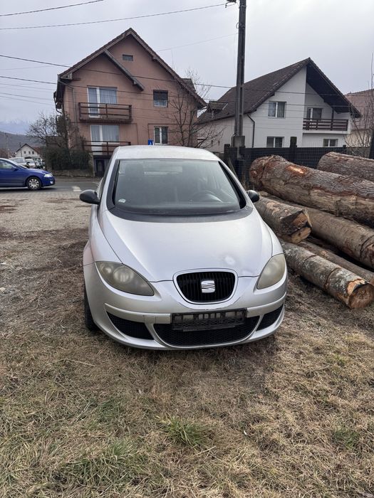 Vand seat Toledo 2005 pentru rabla sau piese de schimb.