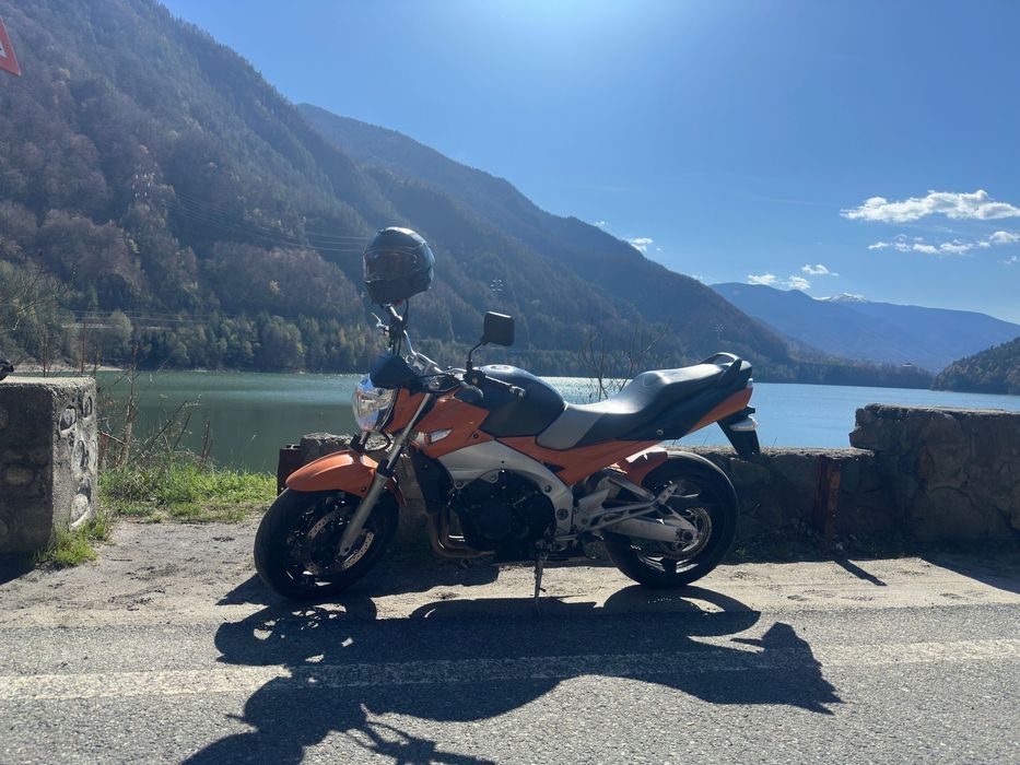 Suzuki GSR 600 2006