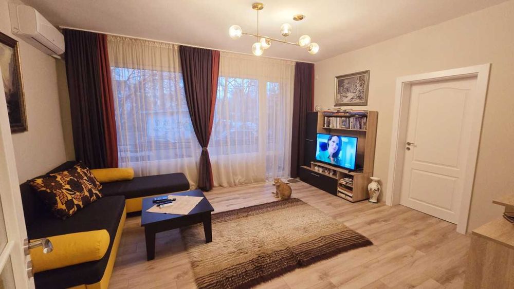 Продава се Тристаен апартамент в Пловдив, Кършияка - 86 кв.м за 860 €/кв.м - Снимка #1