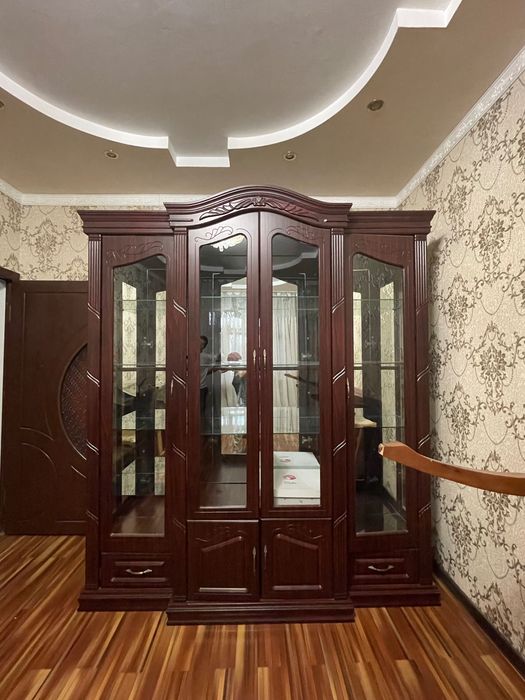 Сервант горка стеклянная