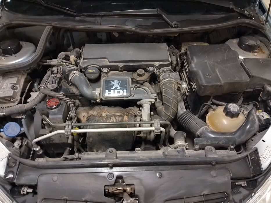 Продавам Пежо 206  1.4HDI
