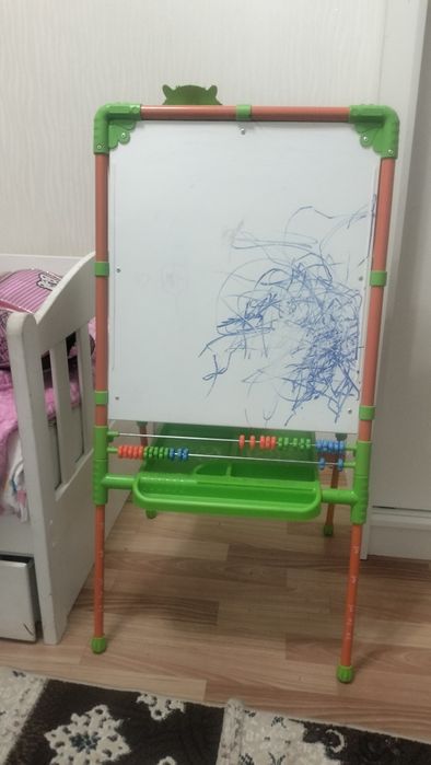 Продам мольберт д