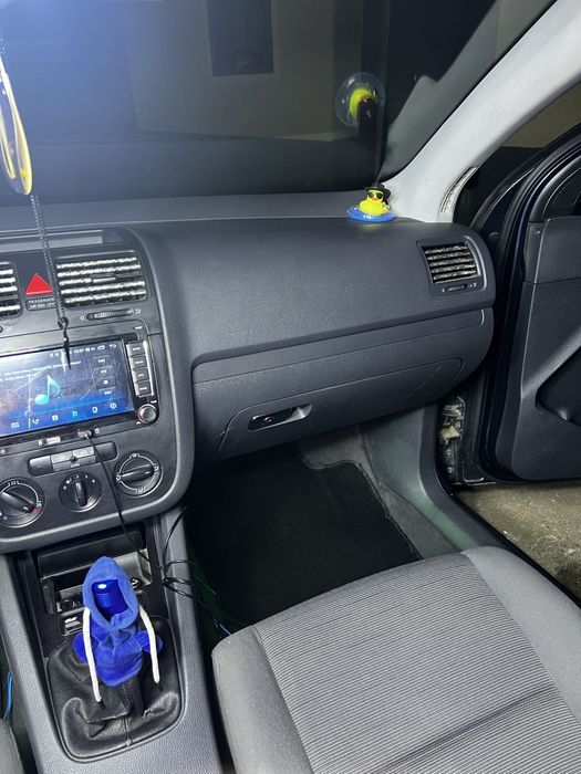 VOLKSWAGEN Golf 2004 — imagine 5