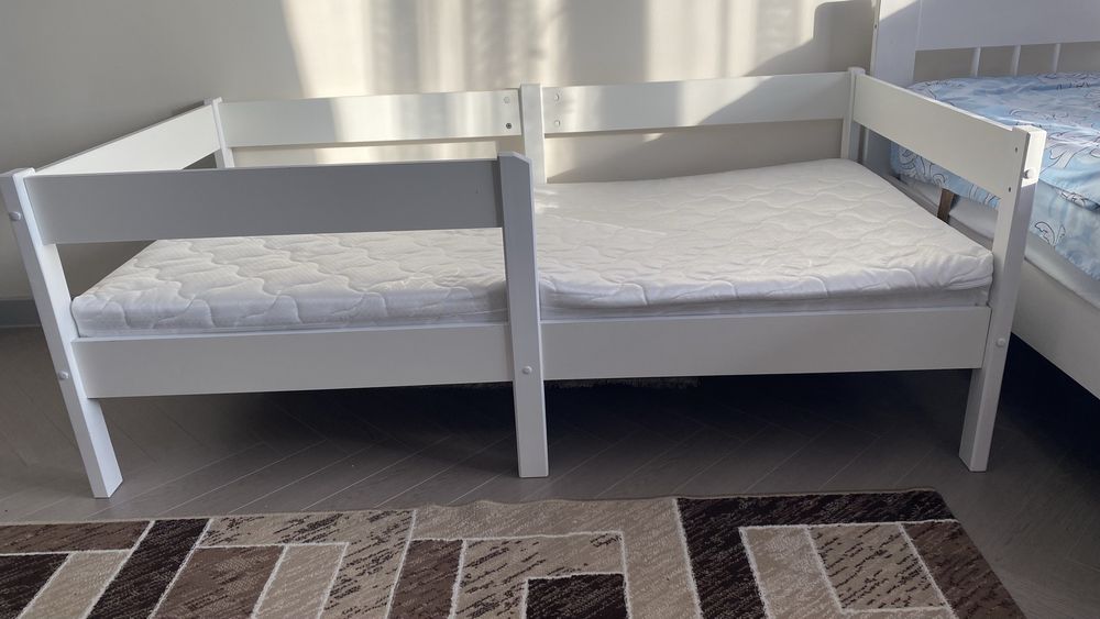 Детский кровать