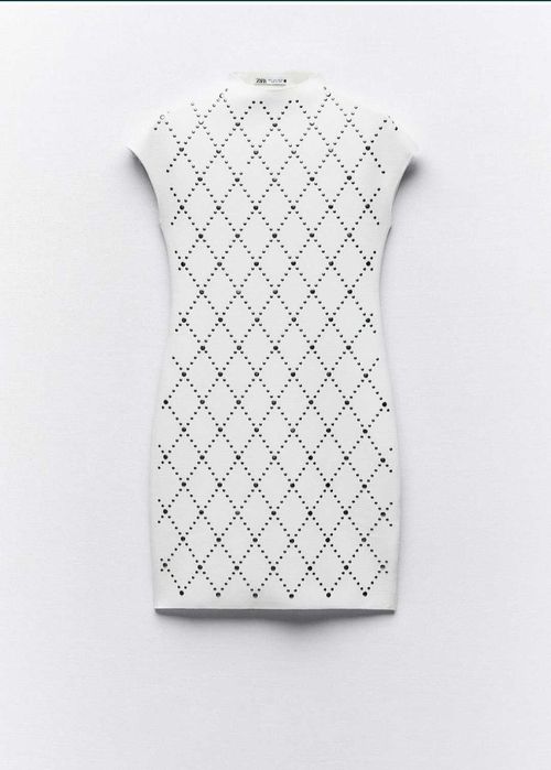 Rochie cu capse Zara