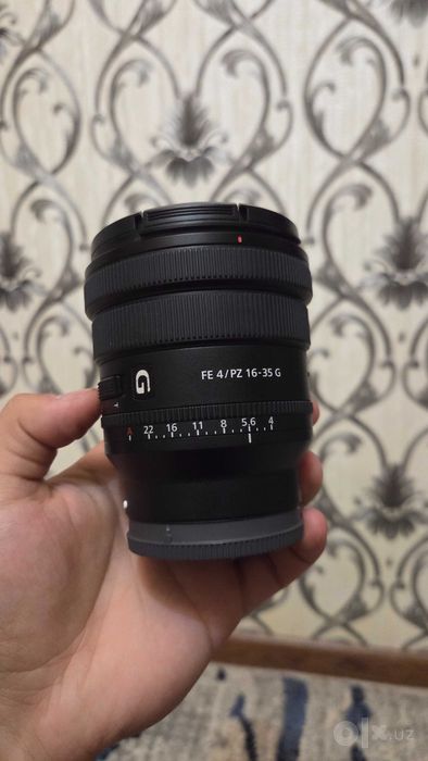 широкоугольный моторный зум-объектив Sony FE PZ 16-35mm f/4 G