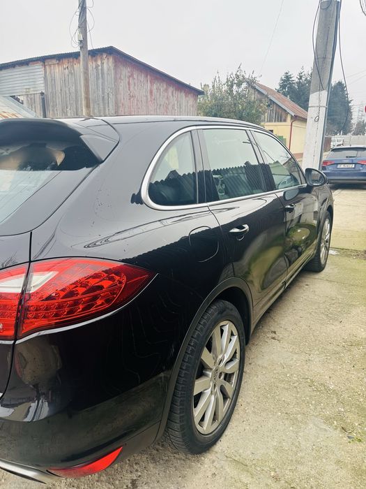 Porsche Ceyenne S Hybrid Unic Proprietar