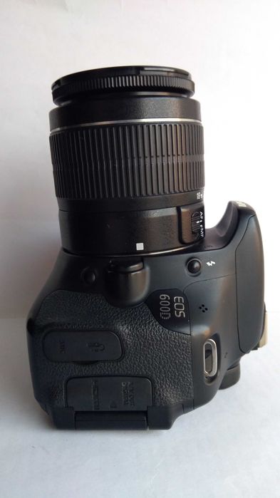 Фотоаппарат Canon EOS 600D