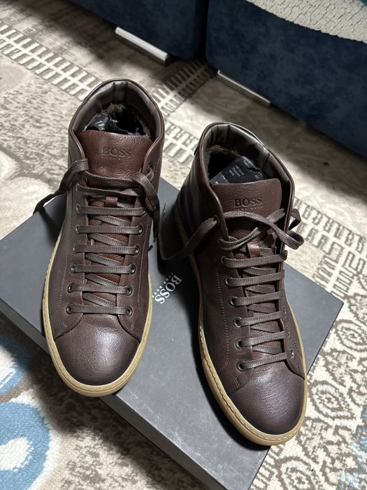 Продам ботинки Hugo Boss