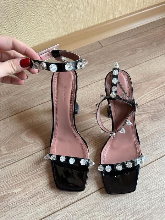 Amina Muaddi сандали