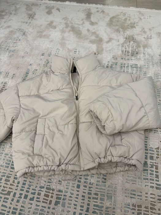 Зимняя куртка девушкам