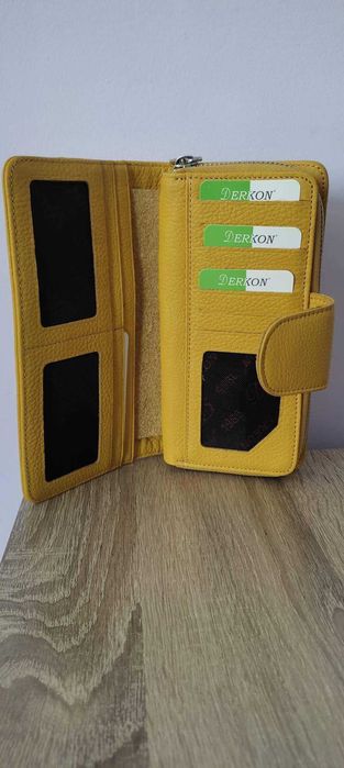 Дамски портфейл естествена кожа