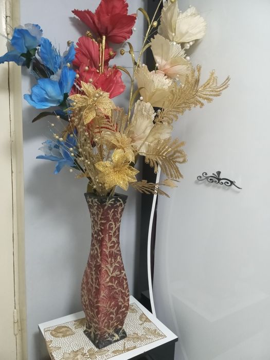 Ваза напольная + декоративные Цветы