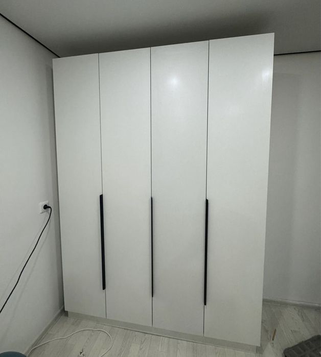 Продам шкаф