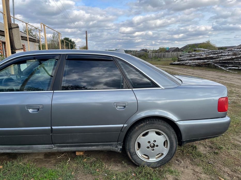 Audi A6 C4 объем 2.6