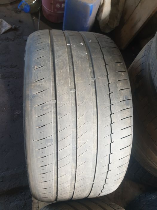 Резина 275/40/20  и 315/35/20