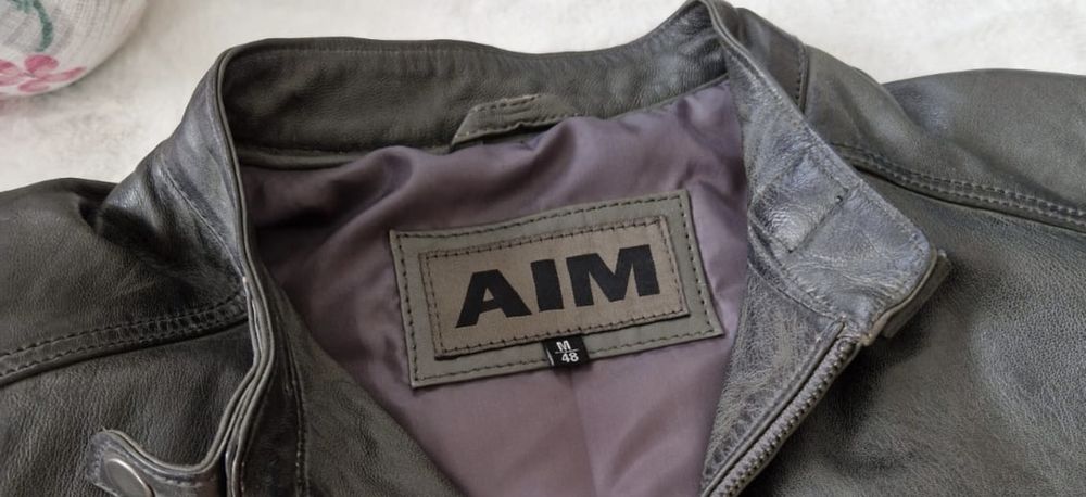 Vand geaca de piele marime M