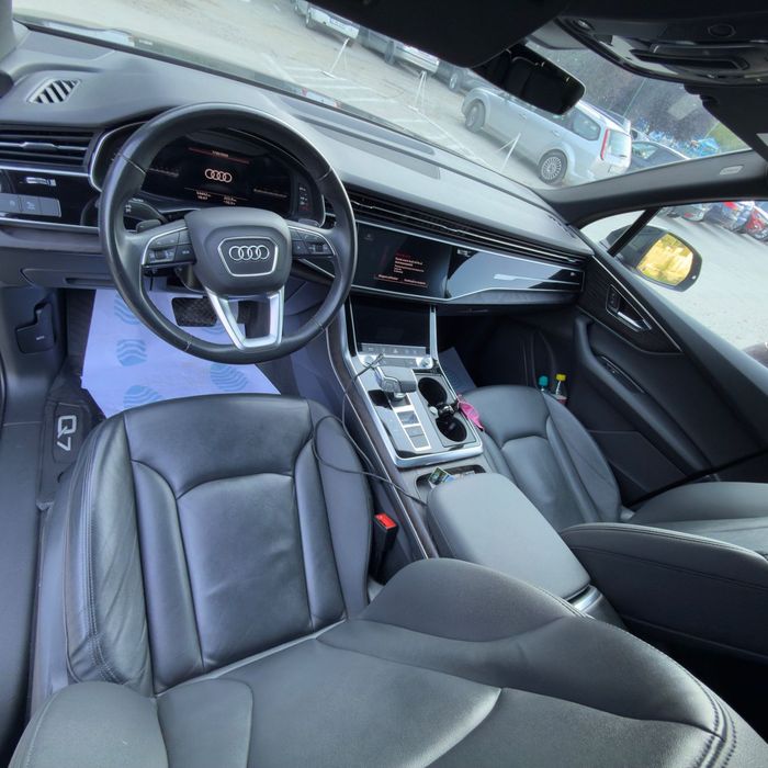 Audi Q7 2022 benzină, 43.000 € — imagine 5