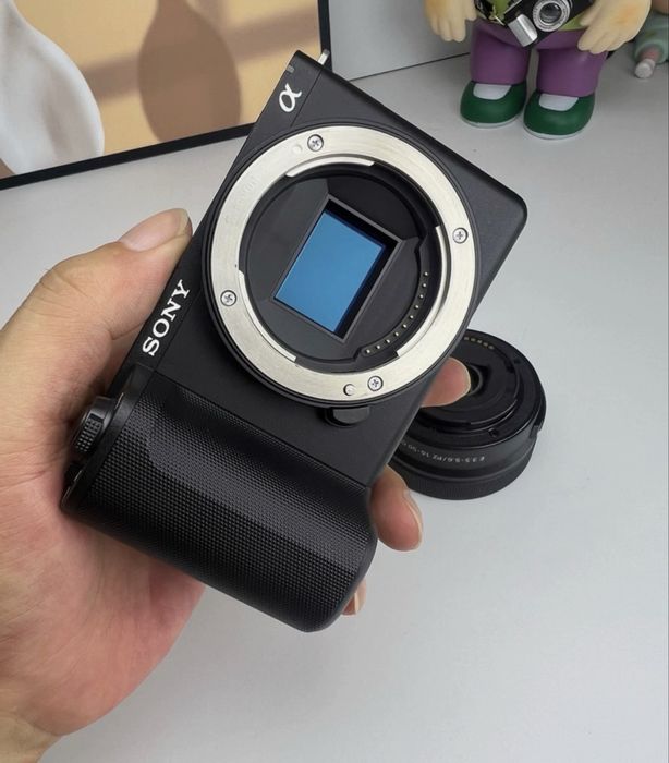 Sony ZVE10 M2 + kit обьектив