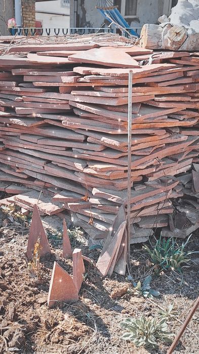 Продам красный камень плитняк