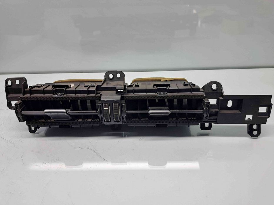 Grila aerisire centrala Toyota Corolla IX Sedan (ZRE1) [Fabr 2013-201