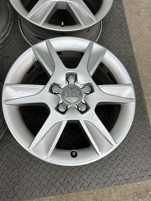 16-цола 5х112 - Audi -A3-A4