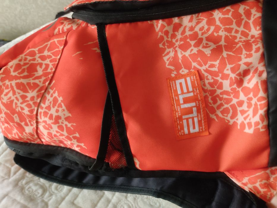 Продам рюкзак Найк