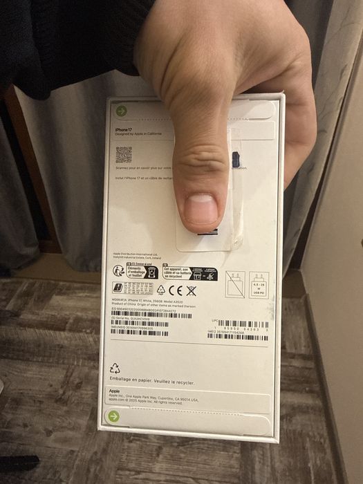 ЧИСТО НОВ iPhone 17 256gb Бял ГАРАНЦИЯ!