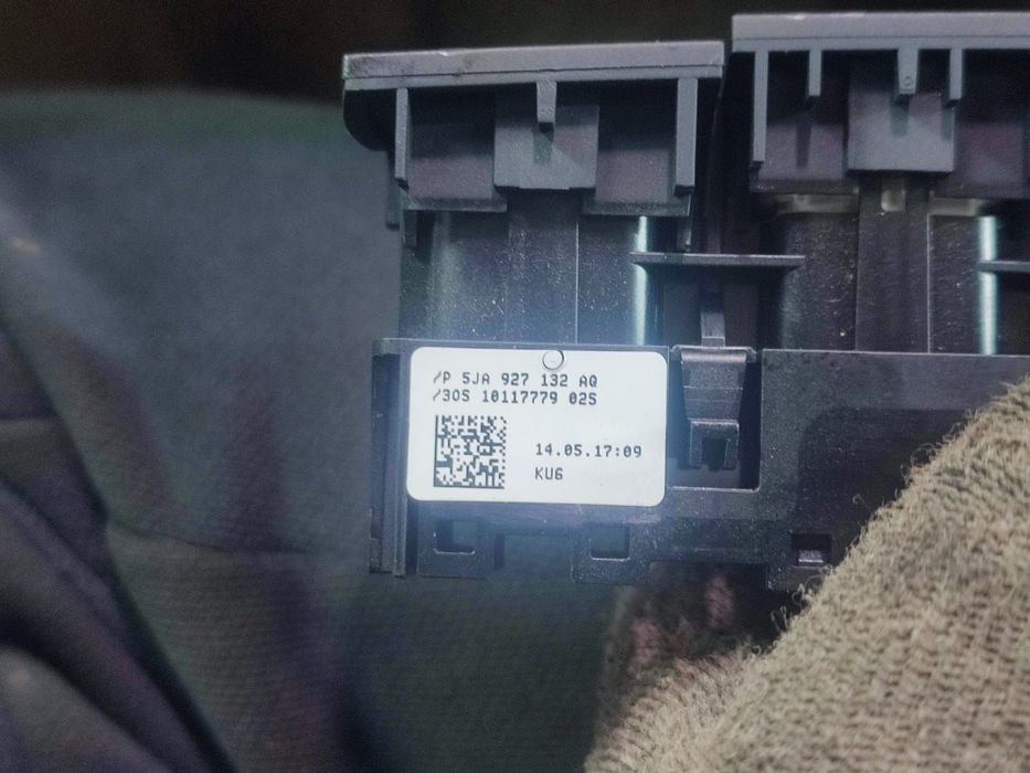 Panou butoane 5JA927132 Skoda Rapid 3 [2012 - 2017] 1.6 tdi CXMA