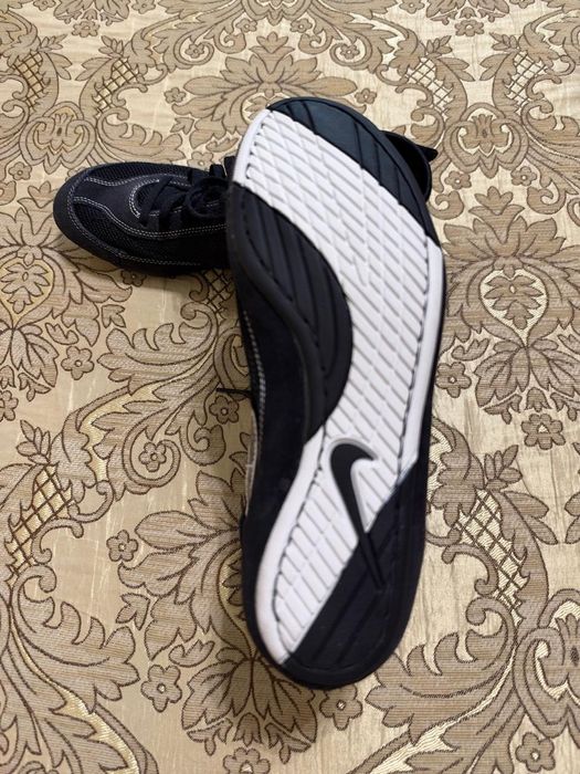 Продам борцовки NIKE
