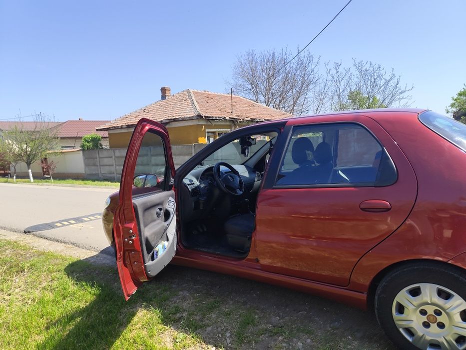 Vând fiat albea 1,4 benzina