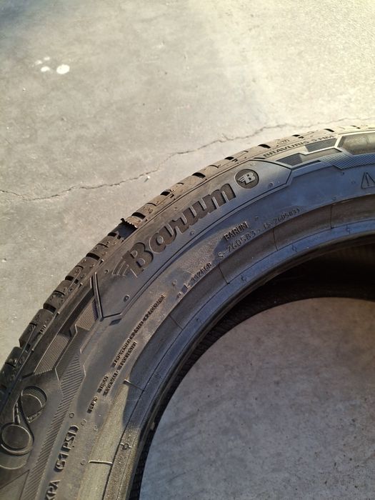 2 Anvelope de vară 225 50 r17 Barum