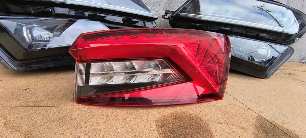 Far faruri stop stanga dreapta skoda kodiaq full led dupa anul 2016