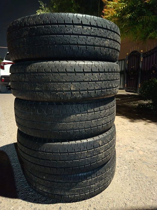 продам шины 195/70 r15 c