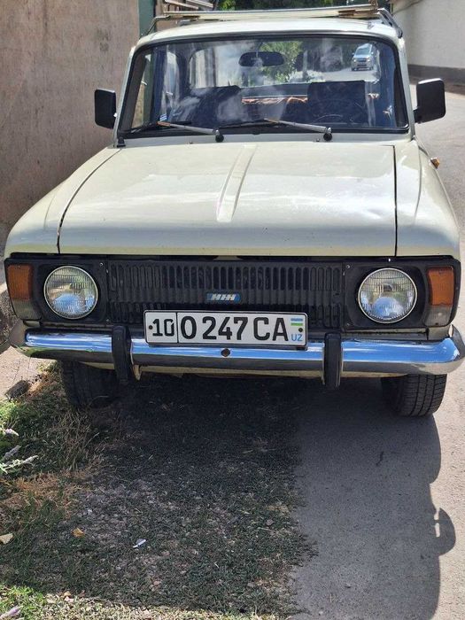 Срочно! Moskvich 412 . s precepom.1990г. в хорошем состоянии на бензе