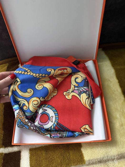 Продам новый платок