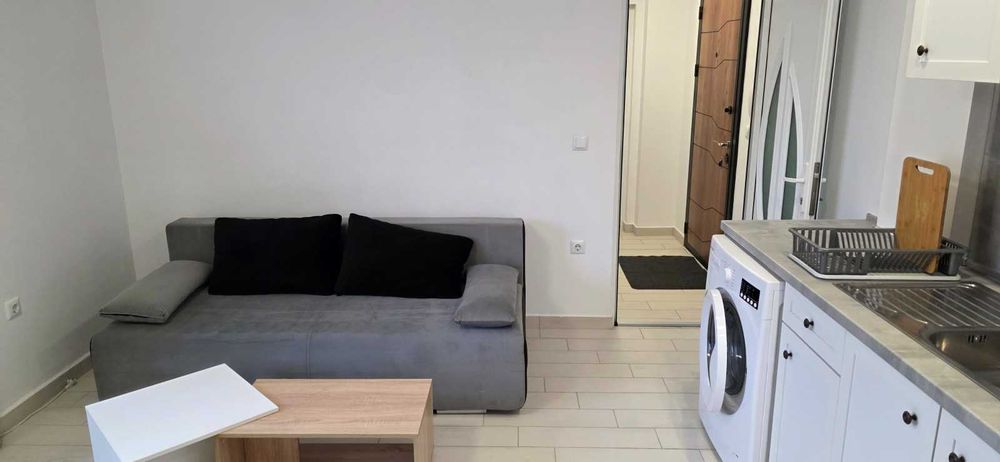 Обзаведен двустаен апартамент - Автогара Варна