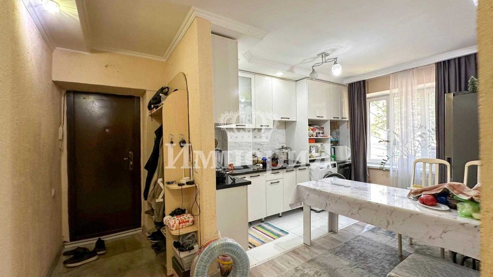 2-х кв 4 мкр Багашар империя